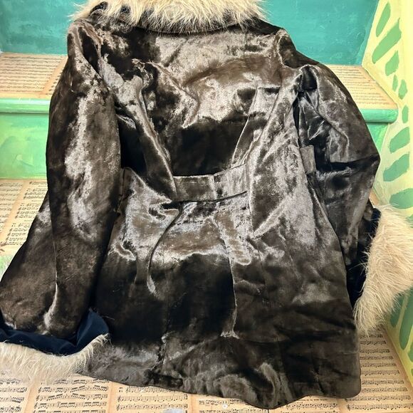 Vintage TRAIL TRACER Women`s brown Velvet FAUX FUR Collar COAT BOHO USA - Picture 11 of 16